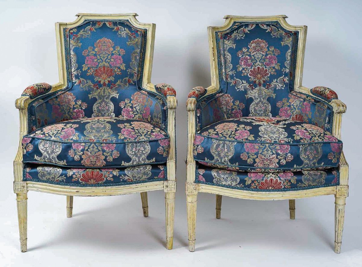 Set Of Seats Composed Of Two Bergeres And Four Armchairs Of Louis XVI Period In Lacquered Wood -photo-2