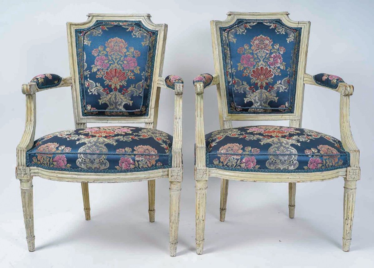 Set Of Seats Composed Of Two Bergeres And Four Armchairs Of Louis XVI Period In Lacquered Wood -photo-5