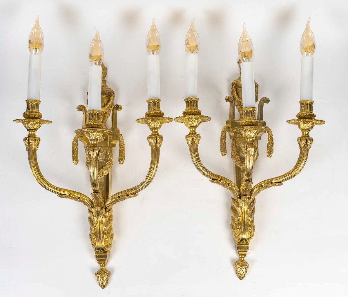 Pair Of Louis XVI-style Three-light Sconces In Chiseled And Gilt Bronze Circa 1880-photo-2