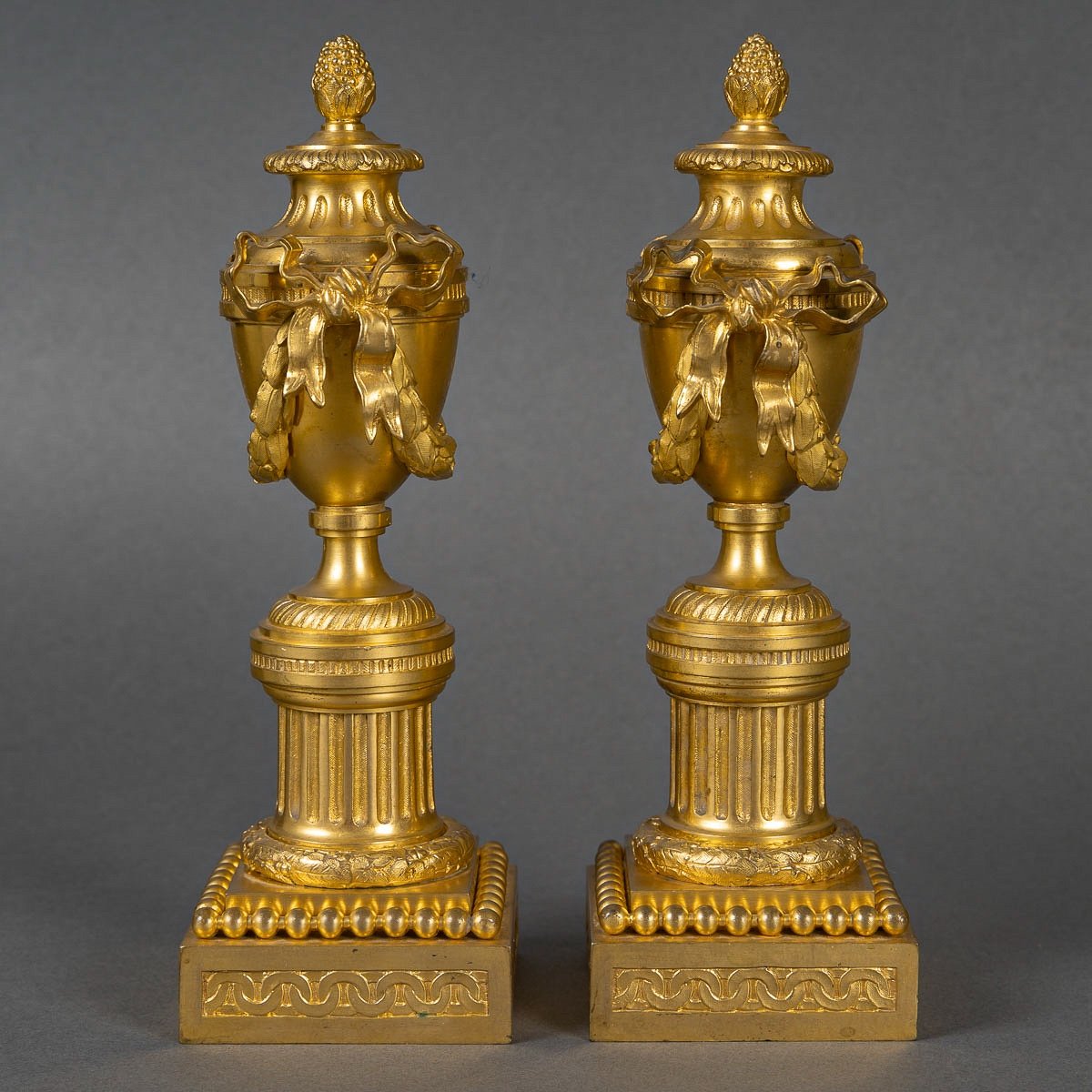 Paire De Cassolettes Formant Bougeoirs D’époque Louis XVI En Bronze Doré Vers 1780-photo-4