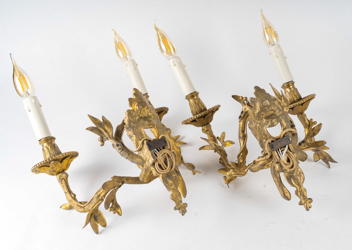 Série de quatre appliques en Bronze Ciselé à deux Bras de Lumières Italie vers 1850-photo-8