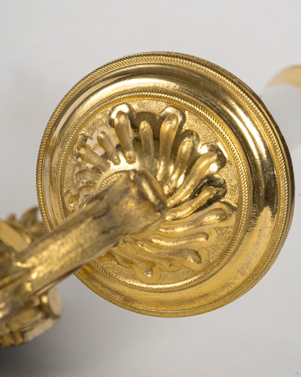 Paire d’Appliques en Bronze Ciselé et Doré à Deux Bras de Lumières d’Époque Louis XVI vers 1780-photo-1
