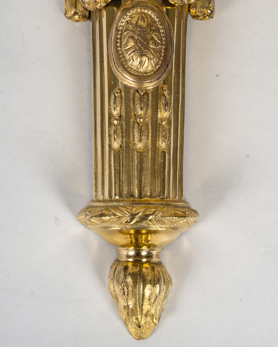 Paire d’Appliques en Bronze Ciselé et Doré à Deux Bras de Lumières d’Époque Louis XVI vers 1780-photo-4