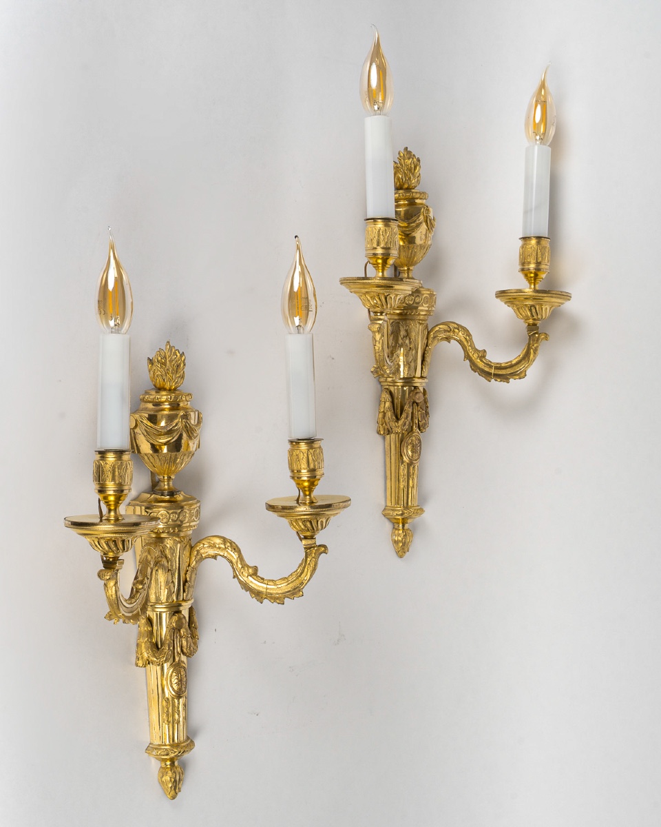 Paire d’Appliques en Bronze Ciselé et Doré à Deux Bras de Lumières d’Époque Louis XVI vers 1780-photo-5