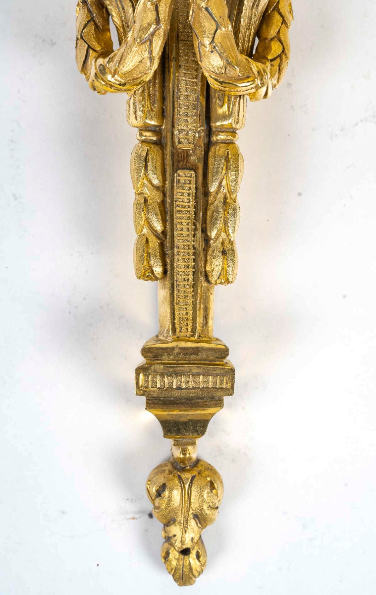 Pair Of Louis XVI Period Chiseled And Gilded Bronze Two-light Wall Sconces, Circa 1780-photo-1