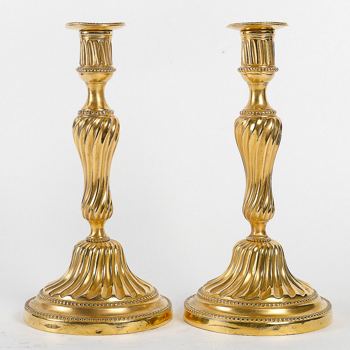 Louis XV Period Pair Of Gilt Bronze Au Roi Candlesticks Circa 1750, Mounted As Lamps-photo-3