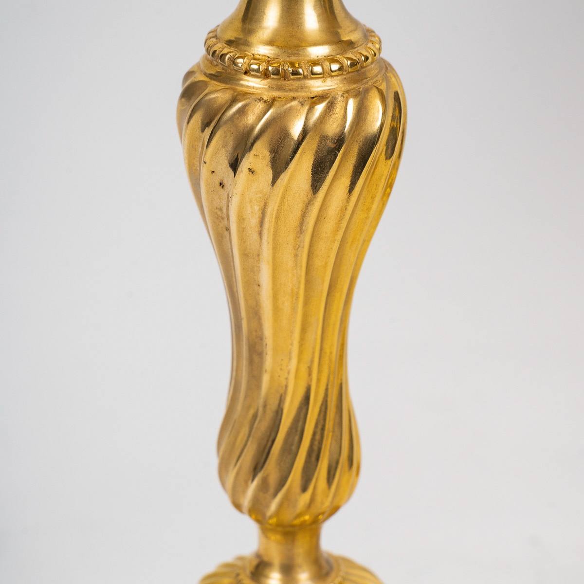 Louis XV Period Pair Of Gilt Bronze Au Roi Candlesticks Circa 1750, Mounted As Lamps-photo-3