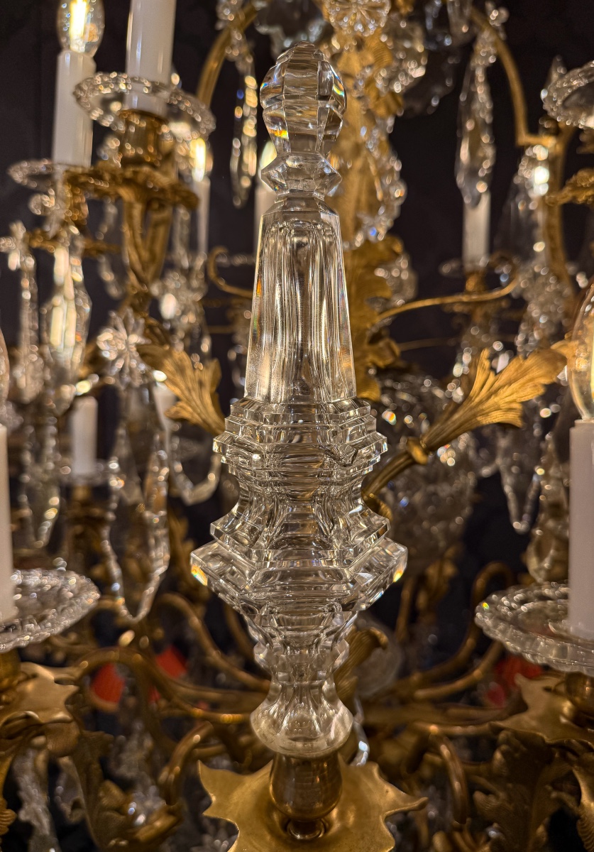 Large Louis XV Style Chandelier Signed By Baccarat In Gilt Bronze With Cut Crystal Decor-photo-2