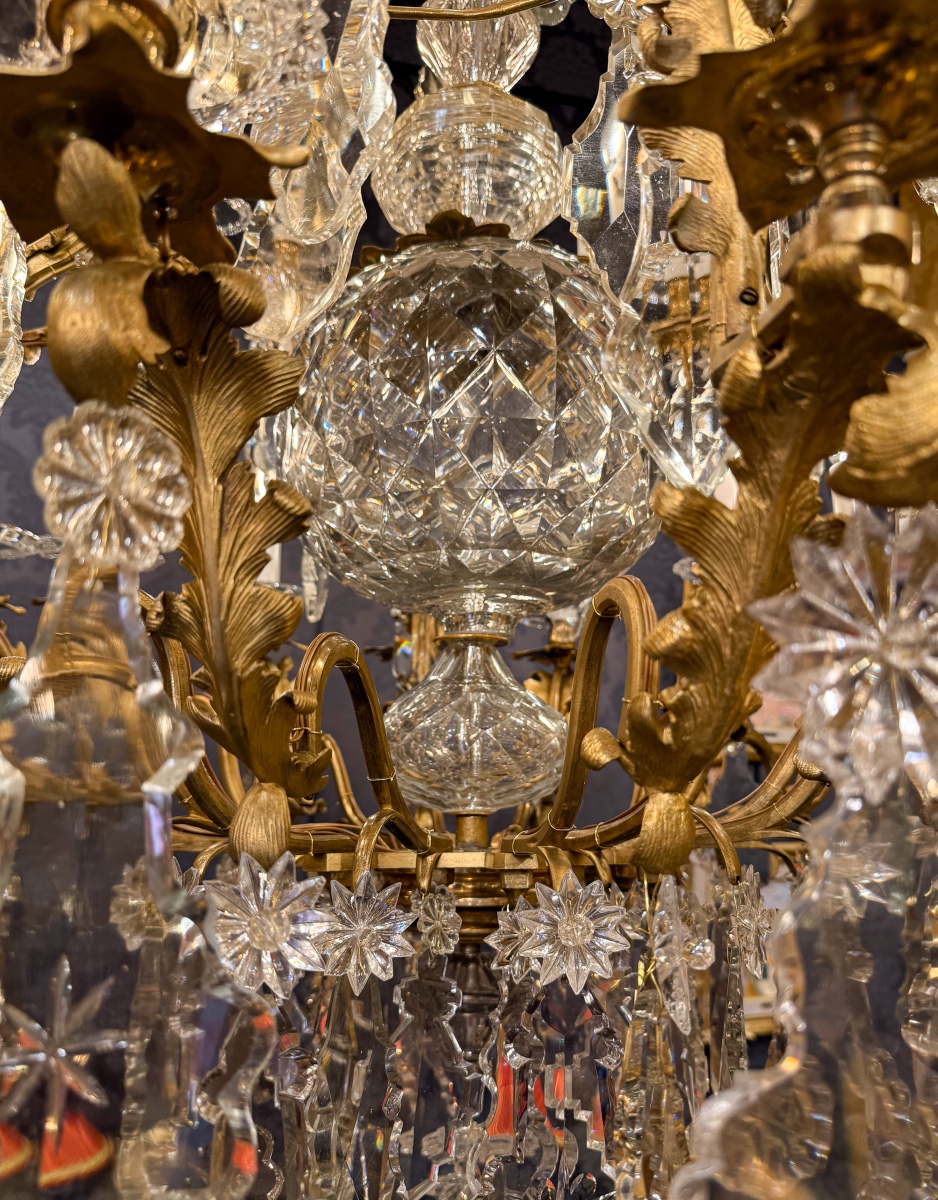 Large Louis XV Style Chandelier Signed By Baccarat In Gilt Bronze With Cut Crystal Decor-photo-3