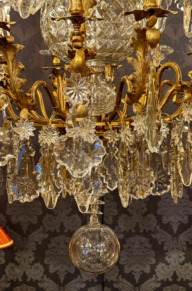Large Louis XV Style Chandelier Signed By Baccarat In Gilt Bronze With Cut Crystal Decor-photo-6