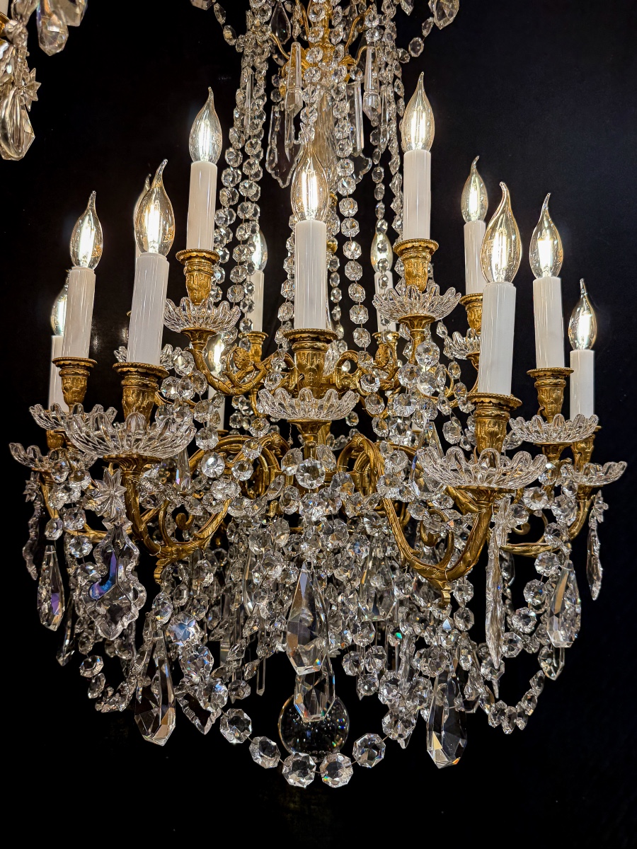 Baccarat (signed) Eighteen Lights Chandelier In Chiseled And Gilded Bronze Circa 1880-photo-3