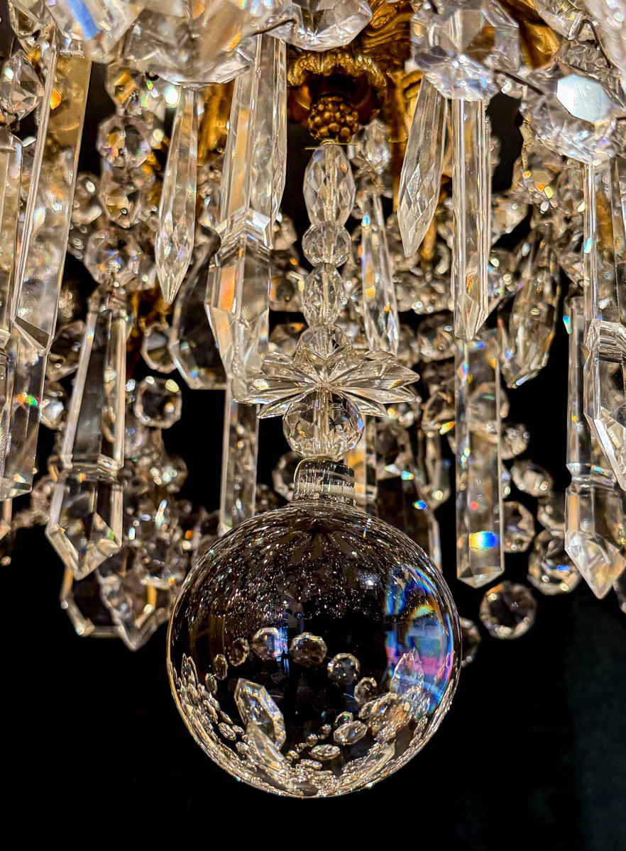 Baccarat (signed) Eighteen Lights Chandelier In Chiseled And Gilded Bronze Circa 1880-photo-7