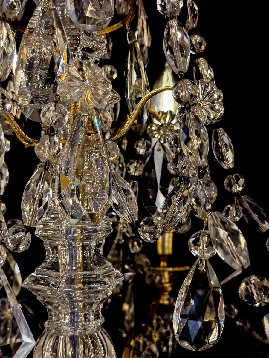 Lustre Marie-Antoinette, style Louis XVI en bronze ciselé et doré, cristal attribué à Baccarat-photo-3