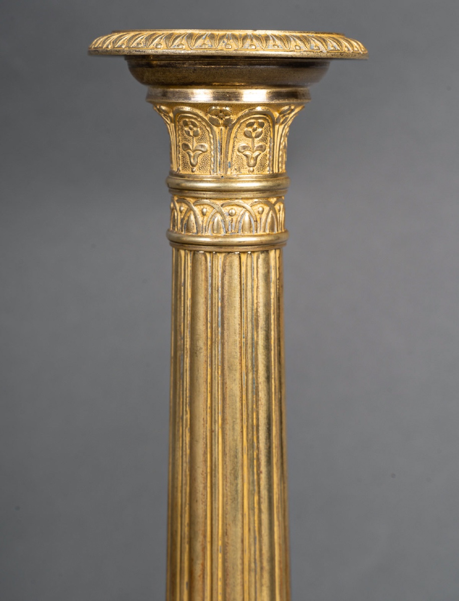 Gérard-Jean Galle (1788–1846) Paire de bougeoirs en bronze ciselé et doré au mercure vers 1820-photo-2