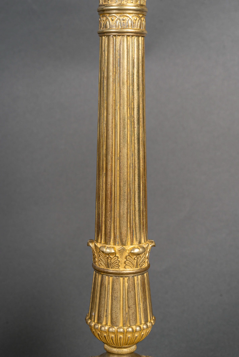 Gérard-Jean Galle (1788–1846) Paire de bougeoirs en bronze ciselé et doré au mercure vers 1820-photo-1