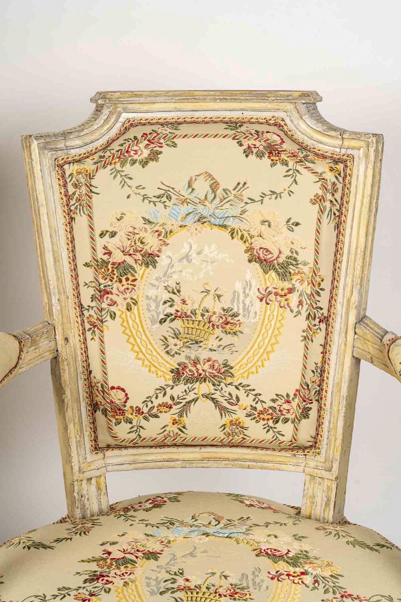 Paire de Fauteuils en hêtre laqué d’Époque Louis XVI vers 1780-1790-photo-2