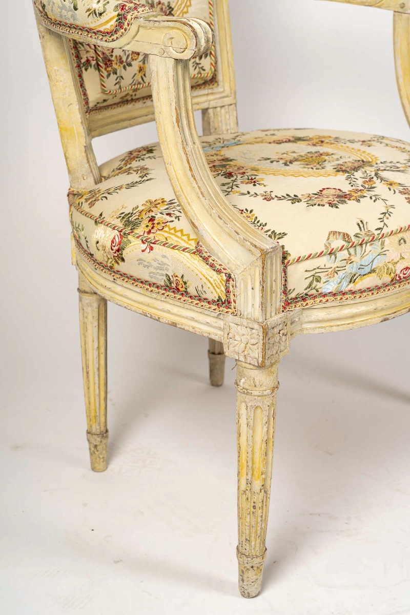 Paire de Fauteuils en hêtre laqué d’Époque Louis XVI vers 1780-1790-photo-2