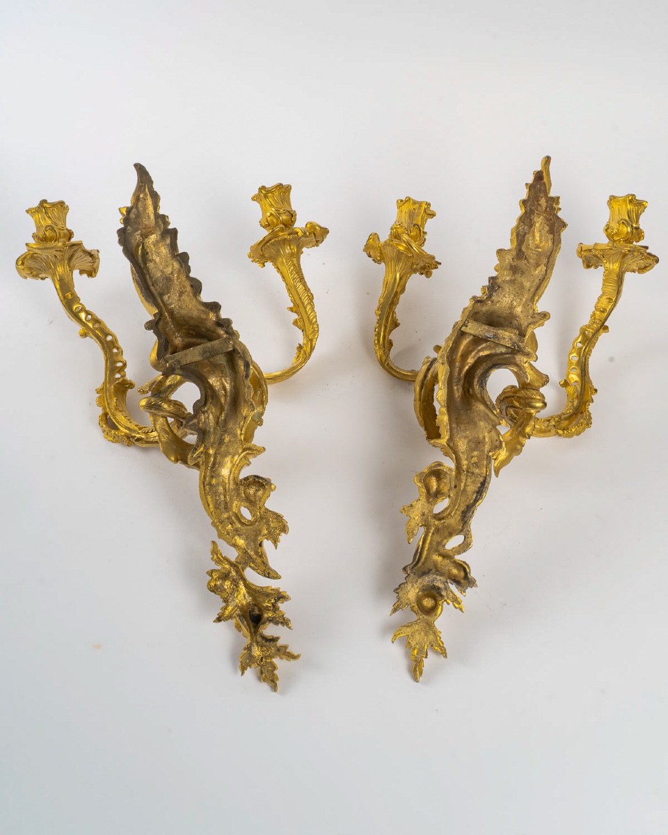 Jean-François Deniere (1774-1866) Paire d’appliques Louis XV en bronze ciselé et doré vers 1850-photo-4