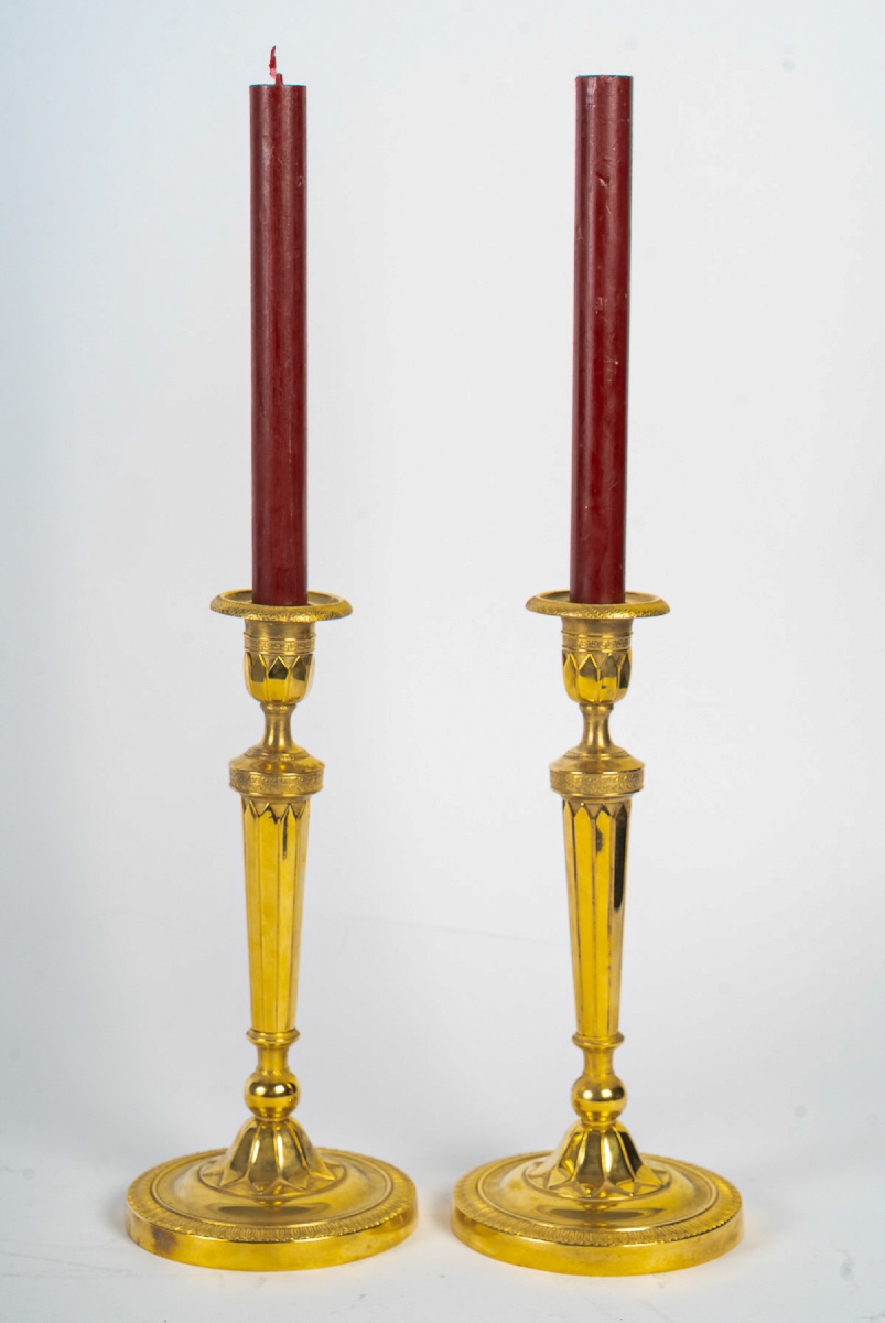 Pair Of French Directoire Circa 1795-1799 Period Gilt Bronze Candlesticks, Monted As Lamps-photo-3