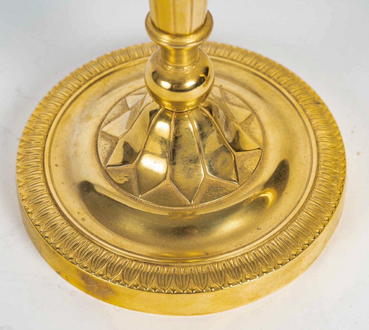 Pair Of French Directoire Circa 1795-1799 Period Gilt Bronze Candlesticks, Monted As Lamps-photo-3