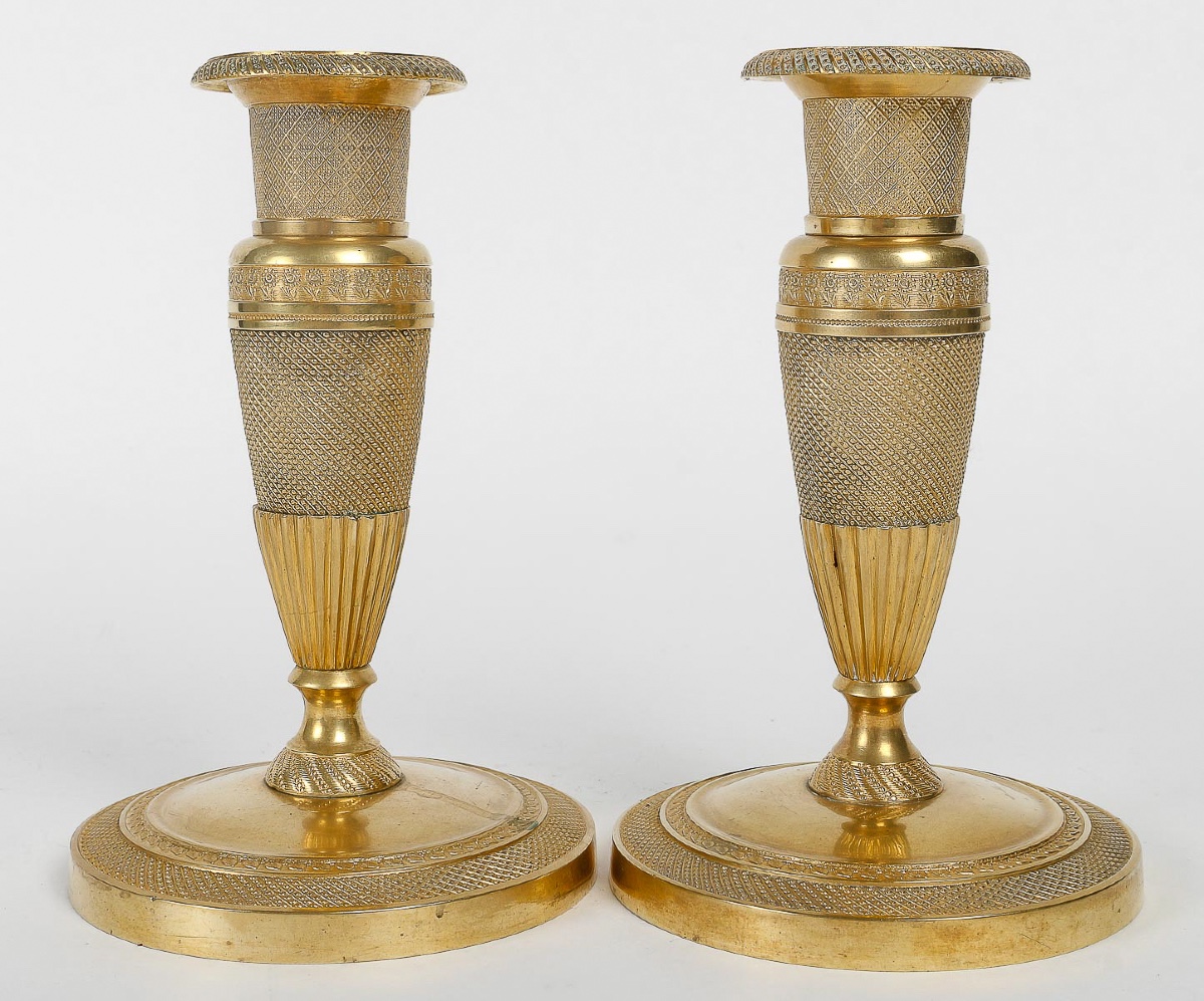 Pair Of Small Empire-era "ragot" Candlesticks In Chiseled And Gilt Bronze, C. 1805-1815