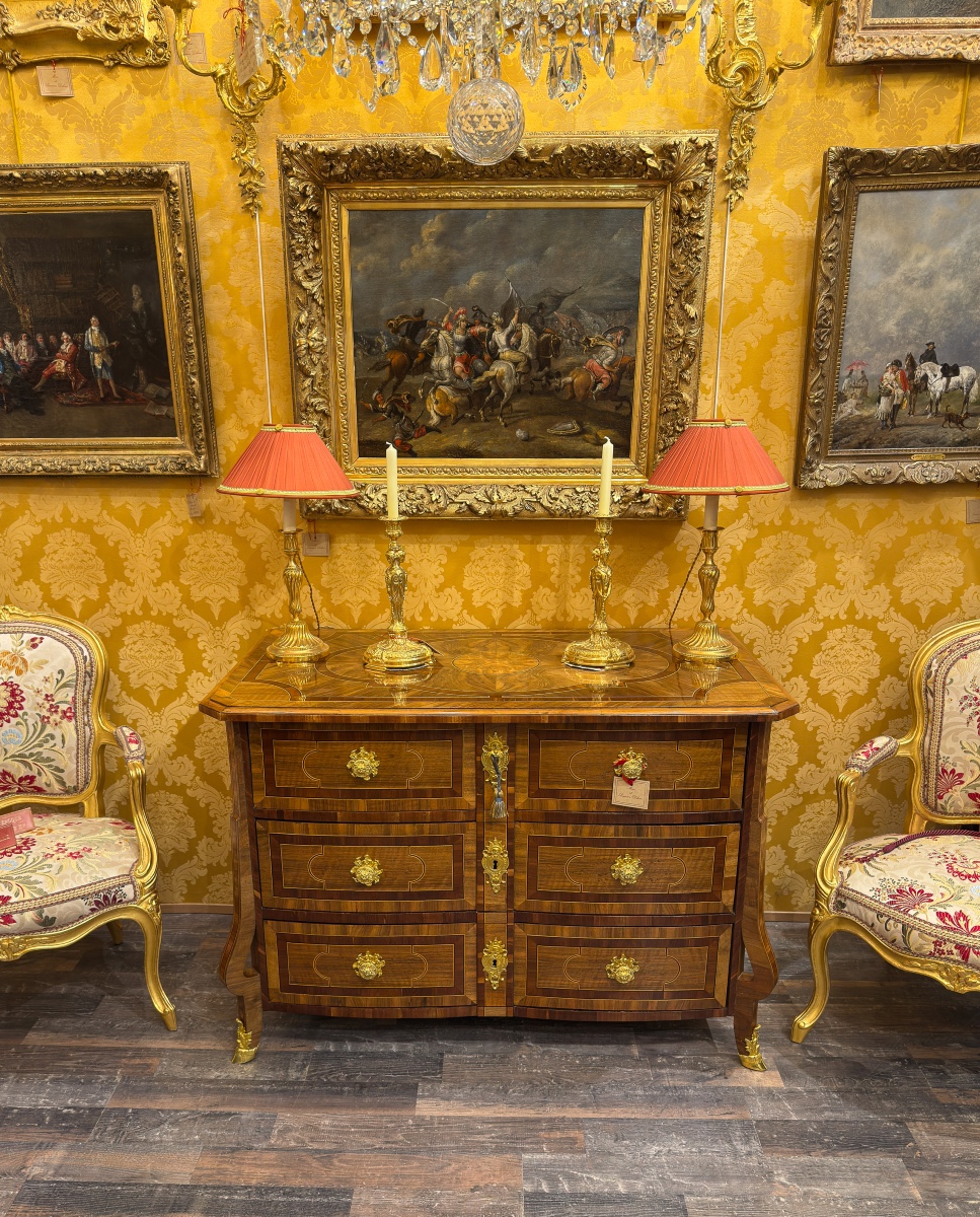 A Fine Dauphiné Mazarine Commode, Louis XIV Period, C. 1700-photo-6