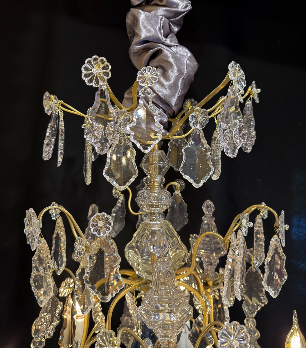 French Late 18th Century Period Gilt-bronze And Cut-crystal Chandelier Circa 1780-photo-2