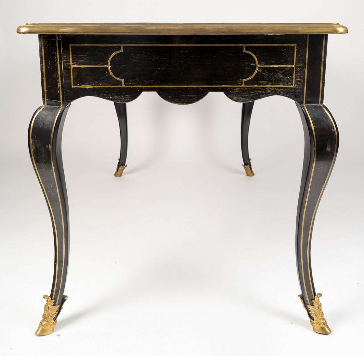 French Regence Period Black Lacquered Flat Desk With Gilt Brass Inlay, C. 1715–1723-photo-6