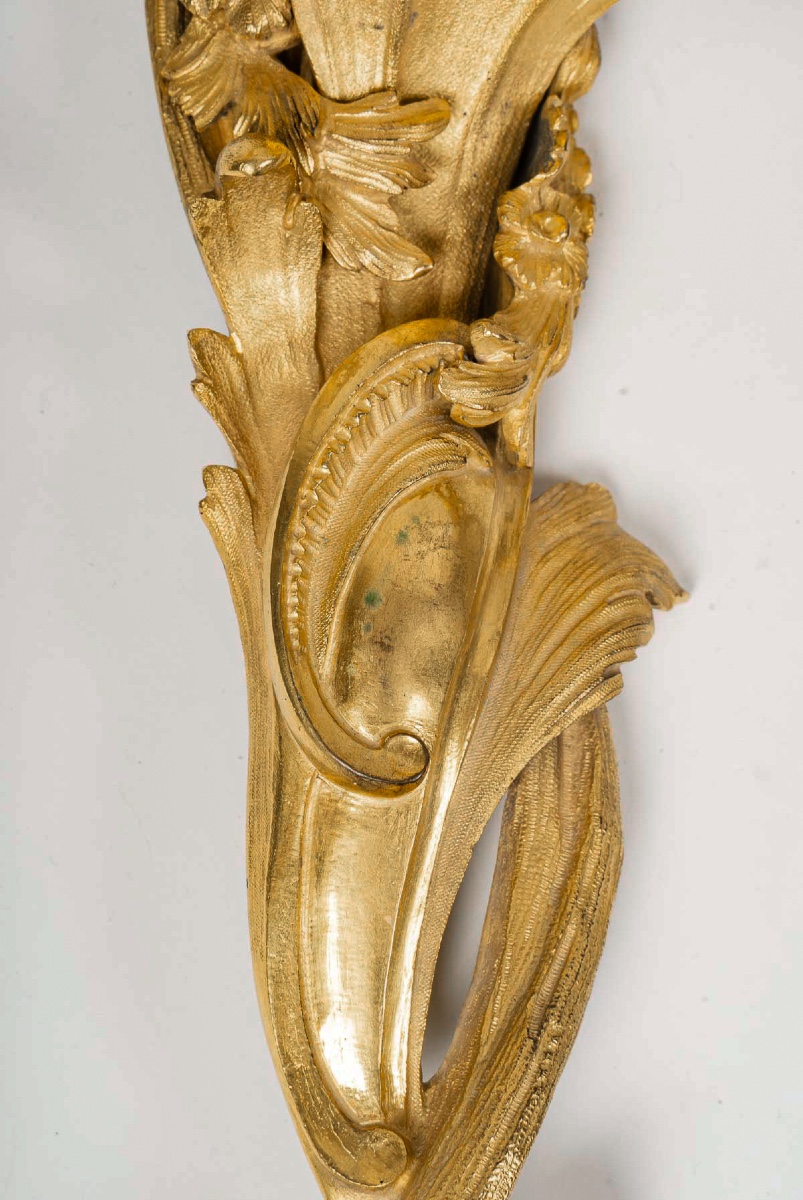 Paire de grandes appliques en bronze doré d’après Juste-Aurèle Meissonnier, vers 1850-photo-2