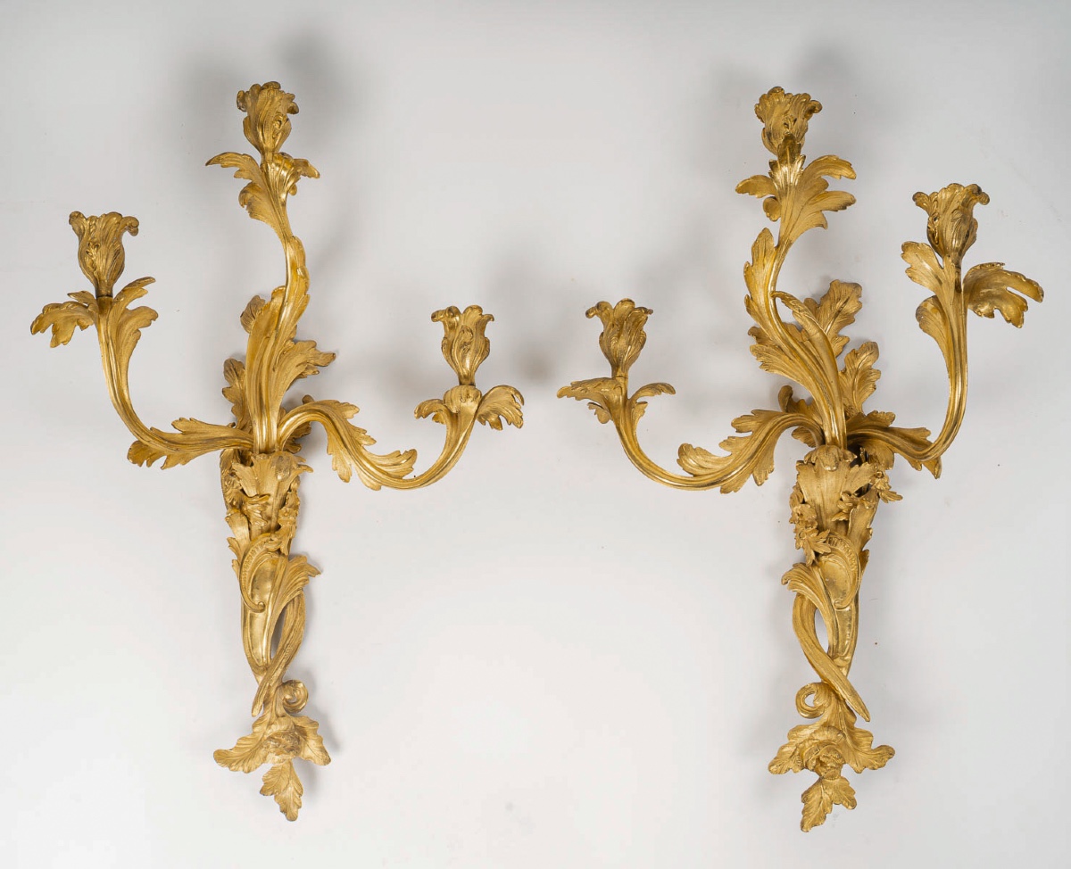 Paire de grandes appliques en bronze doré d’après Juste-Aurèle Meissonnier, vers 1850-photo-7