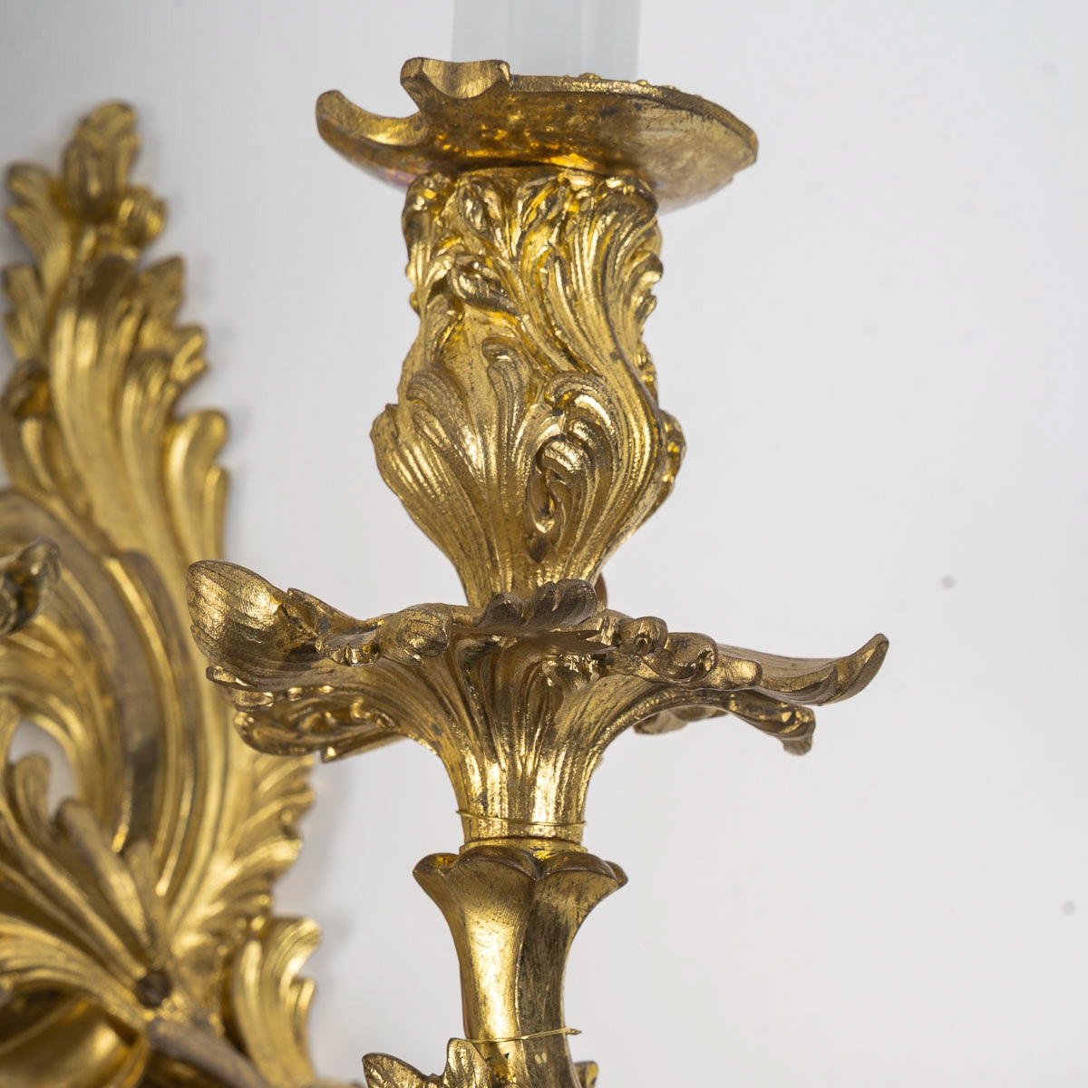A Large Pair Of Louis XV Rocaille Style Three-light Wall Sconces In Gilt Bronze, C. 1850-photo-2