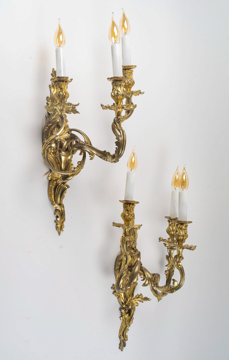 A Large Pair Of Louis XV Rocaille Style Three-light Wall Sconces In Gilt Bronze, C. 1850-photo-4