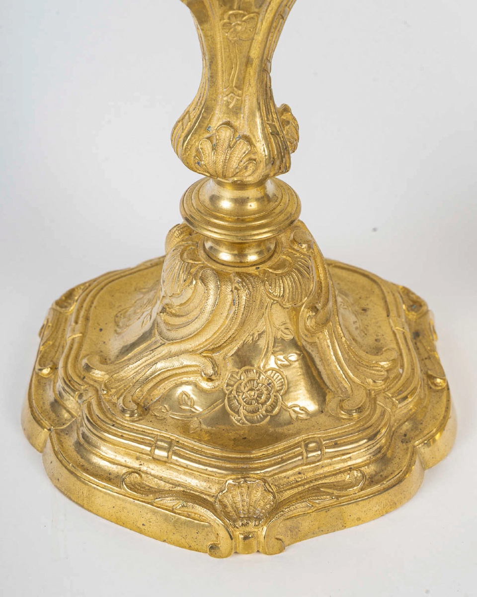 Paire de flambeaux en bronze doré style Rocaille, Palais Ducal de Nevers vers 1800-1820-photo-4