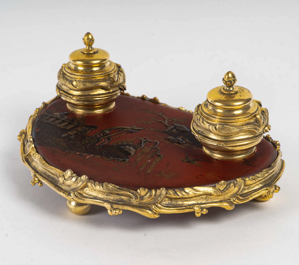 Encrier de bureau à monture en bronze et plaque de Vernis Martin époque époque Napoléon III-photo-2