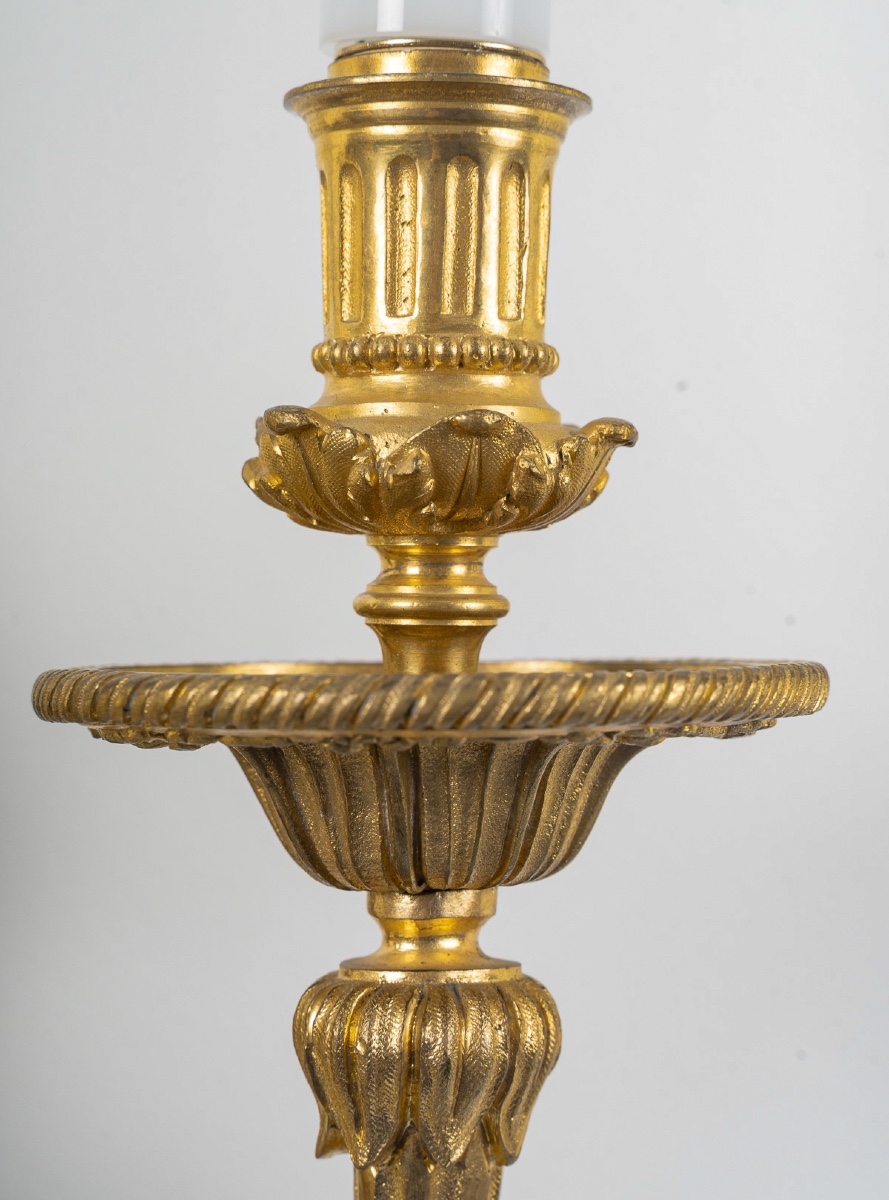 Paire d’appliques de style Louis XVI en bronze ciselé et doré vers 1850-1870-photo-4