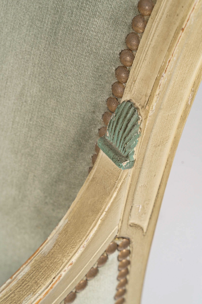 Une Bergère en hêtre laqué d’époque Directoire (1795-1799)-photo-5