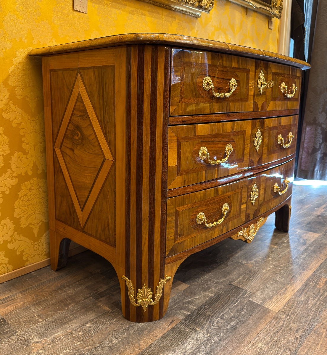 A Dauphiné Olivewood And Rosewood Marquetry Commode, Louis XIV Period, C. 1700-1710-photo-3