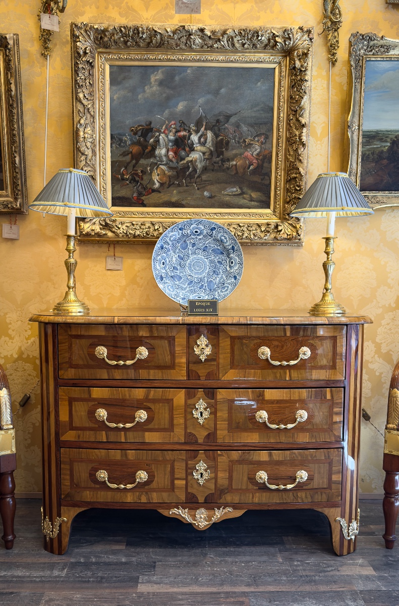 A Dauphiné Olivewood And Rosewood Marquetry Commode, Louis XIV Period, C. 1700-1710-photo-8