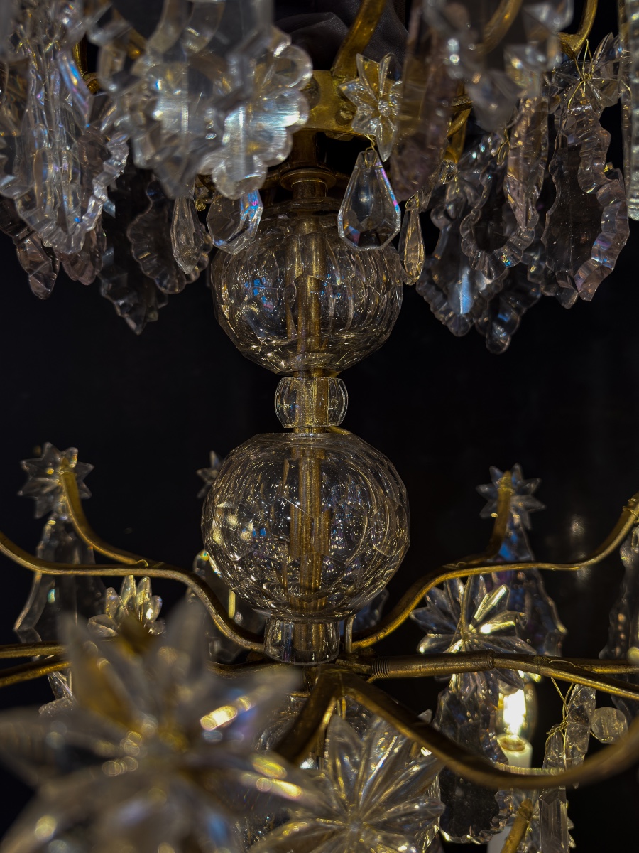 French Louis XVI Period Gilt-bronze And Cut-crystal Chandelier Circa 1770–1780-photo-3