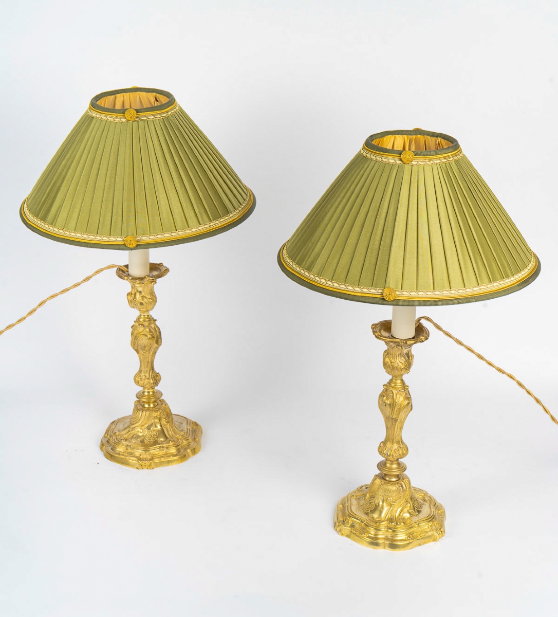 A Pair Of Rocaille-style Gilt Bronze Flambeaux, Mounted As Lamps, Palais Ducal De Nevers-photo-4