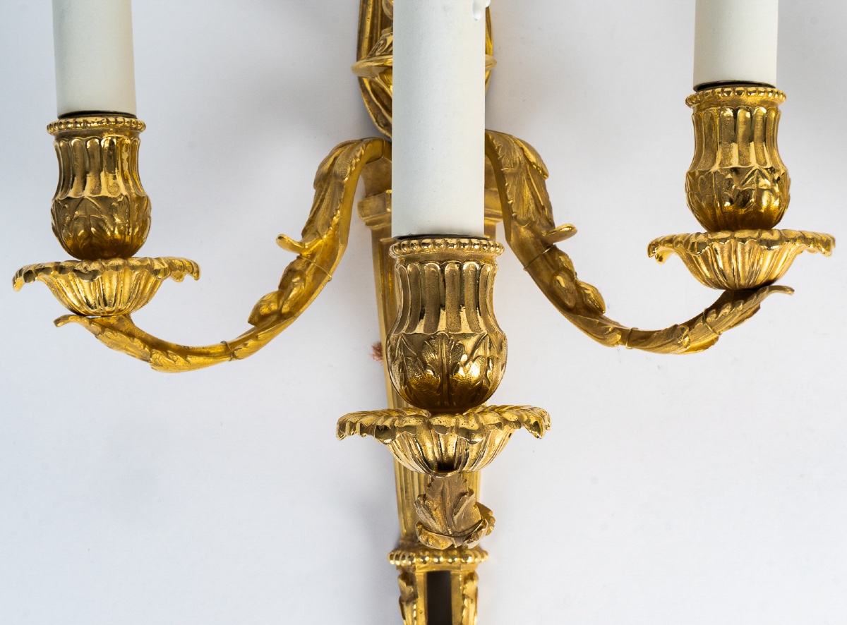 A Fine Pair Of Louis XVI-style Gilt-bronze Wall Sconces, C. 1850-photo-3