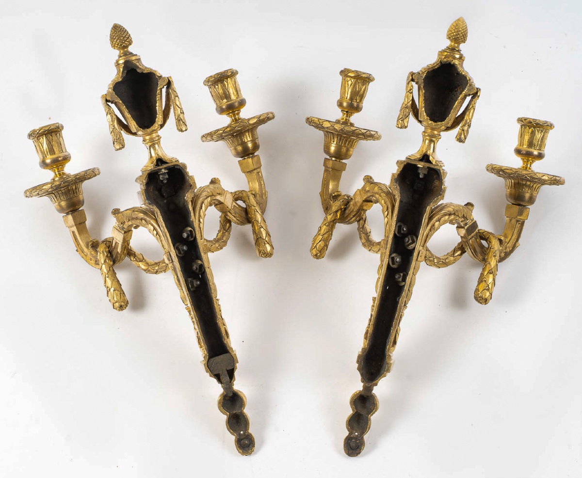 Pair Of Gilt Bronze Louis XVI Style Wall Sconces, Manufactured Circa 1820-1850-photo-3