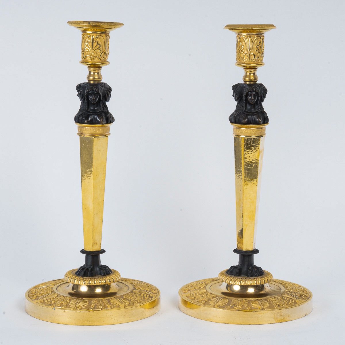 Paire de flambeaux Aux Merveilleuses montée en lampes attribuée à Claude Galle vers 1810-photo-3