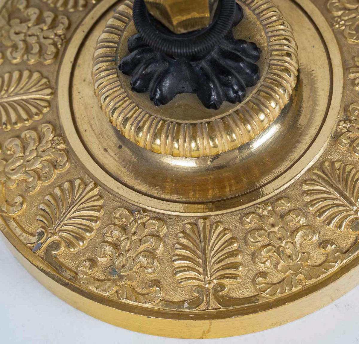 Paire de flambeaux Aux Merveilleuses montée en lampes attribuée à Claude Galle vers 1810-photo-3