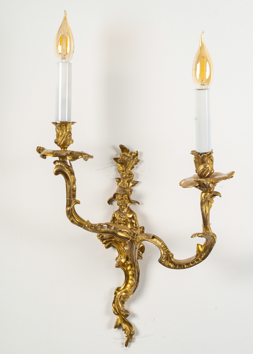 Paire d’appliques Louis XV en bronze ciselé et doré, d’après Caffieri, vers 1850-1870-photo-4