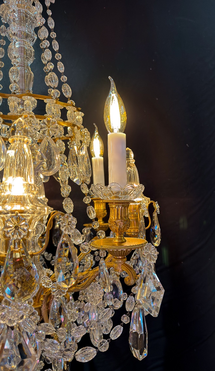 Lustre Marie-Antoinette, style Louis XVI en bronze ciselé et doré, cristal signé Baccarat-photo-2