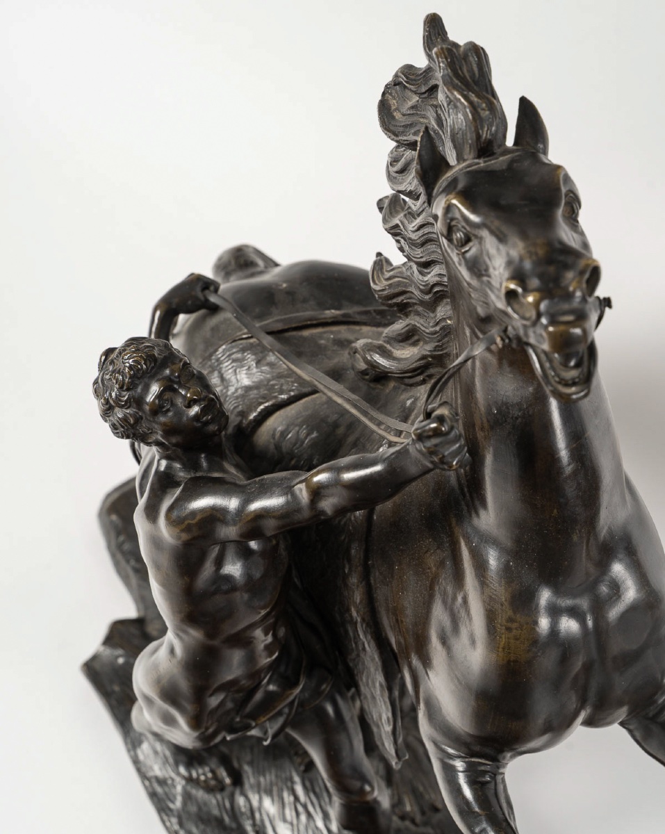 Les Chevaux de Marly, paire de sculptures du XIXème siècle en bronze d’après Guillaume Coustou-photo-2