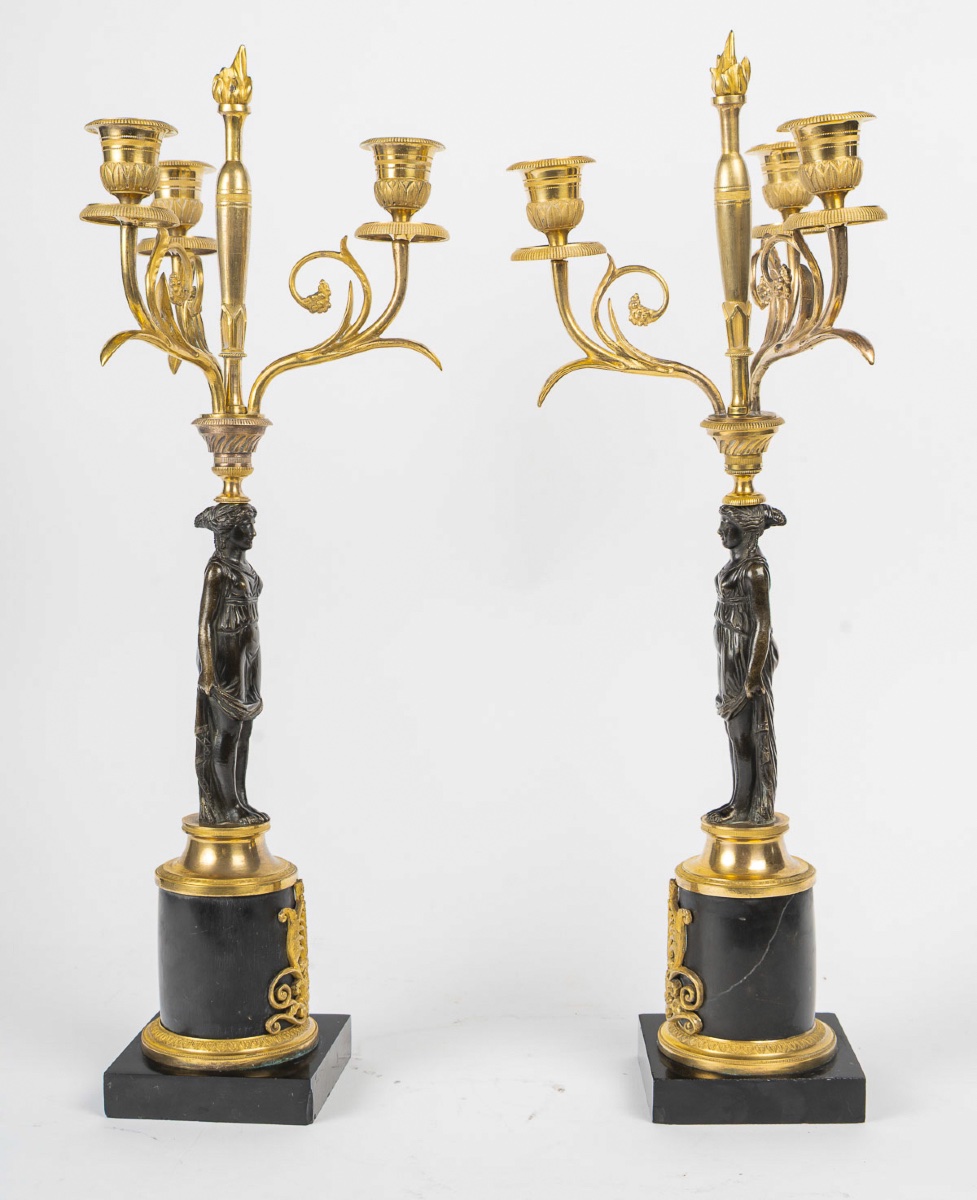 Paire de candélabres néoclassiques en bronze doré et patiné, époque Empire, vers 1805-1810-photo-3