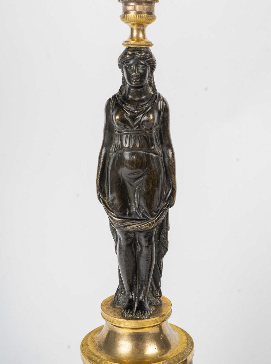 Paire de candélabres néoclassiques en bronze doré et patiné, époque Empire, vers 1805-1810-photo-3