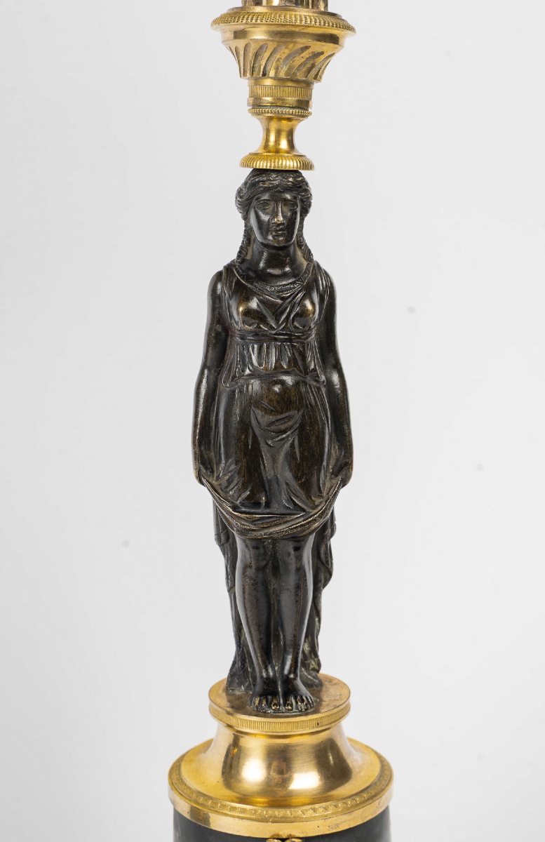 Paire de candélabres néoclassiques en bronze doré et patiné, époque Empire, vers 1805-1810-photo-4